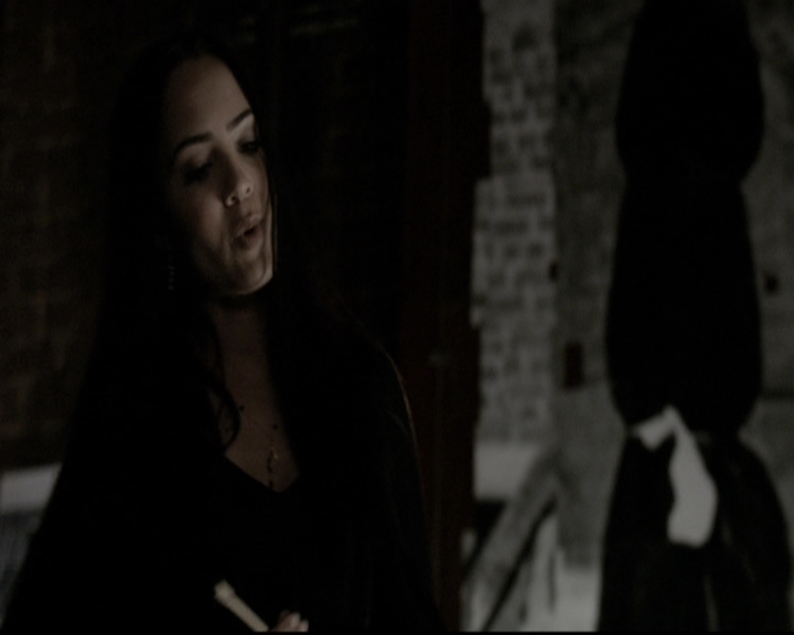 VampireDiariesWorld-dot-nl_6x18INeverCouldLoveLikeThat0786.jpg
