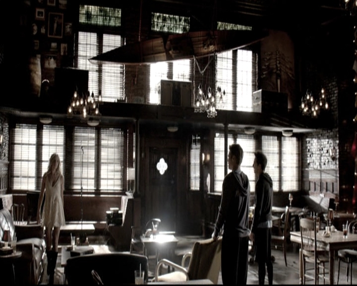 VampireDiariesWorld-dot-nl_6x18INeverCouldLoveLikeThat0892.jpg