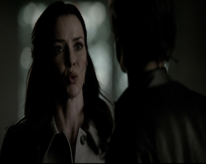 VampireDiariesWorld-dot-nl_6x18INeverCouldLoveLikeThat1286.jpg
