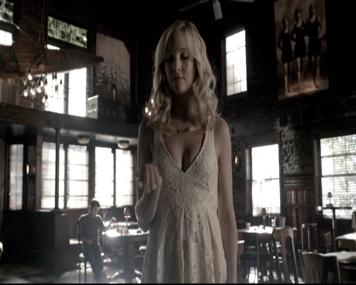 VampireDiariesWorld-dot-nl_6x18INeverCouldLoveLikeThat1355.jpg
