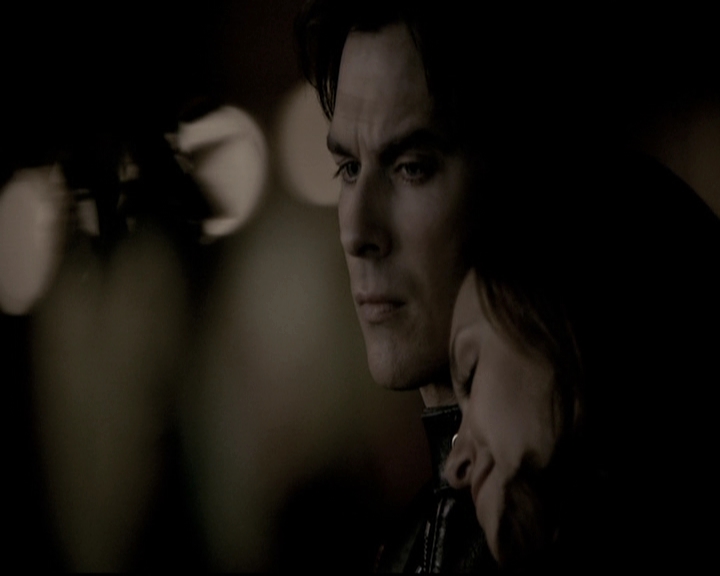 VampireDiariesWorld-dot-nl_6x18INeverCouldLoveLikeThat2133.jpg