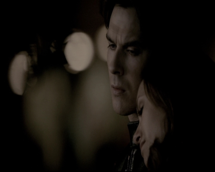 VampireDiariesWorld-dot-nl_6x18INeverCouldLoveLikeThat2134.jpg