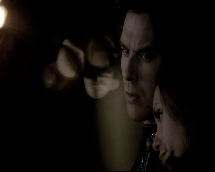 VampireDiariesWorld-dot-nl_6x18INeverCouldLoveLikeThat2139.jpg