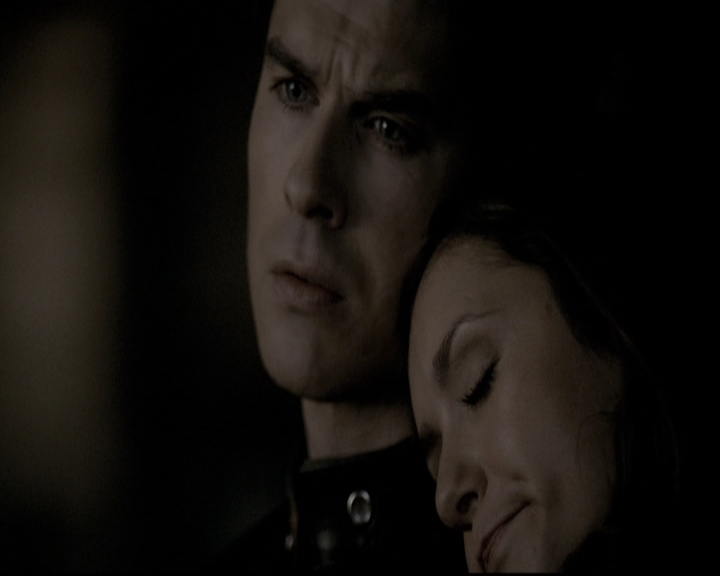 VampireDiariesWorld-dot-nl_6x18INeverCouldLoveLikeThat2154.jpg