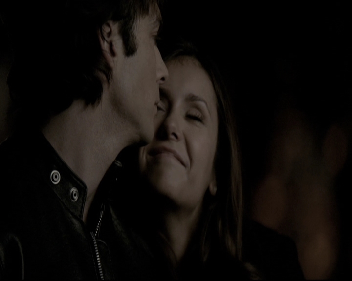 VampireDiariesWorld-dot-nl_6x18INeverCouldLoveLikeThat2166.jpg