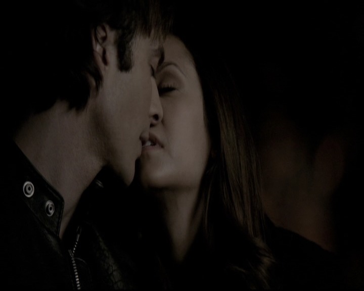 VampireDiariesWorld-dot-nl_6x18INeverCouldLoveLikeThat2171.jpg