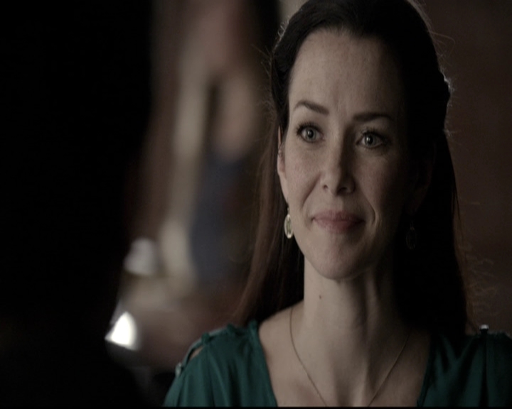 VampireDiariesWorld-dot-nl_6x19Because0903.jpg