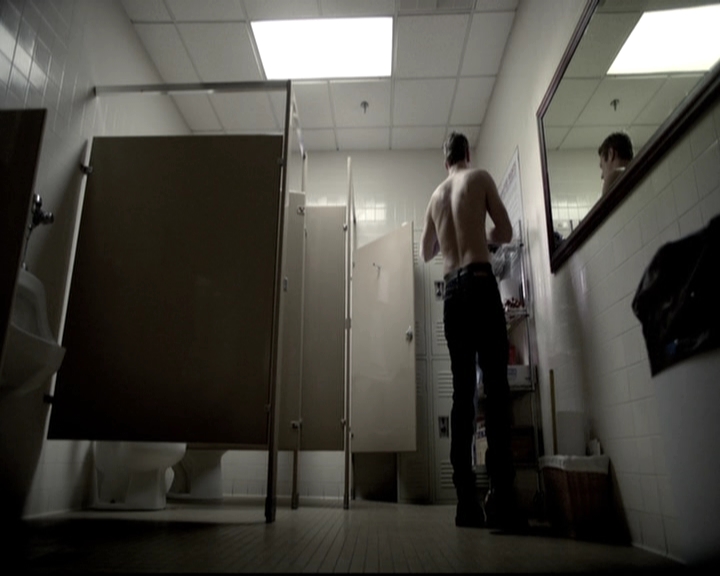 VampireDiariesWorld-dot-nl_6x19Because1027.jpg