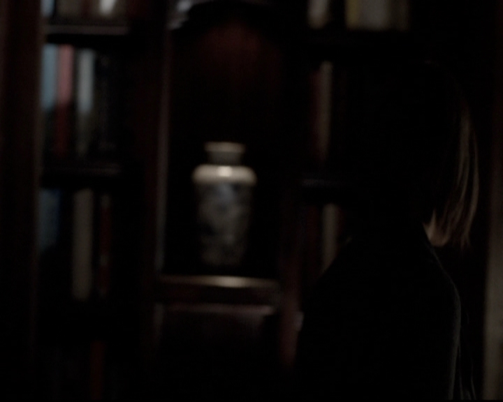 VampireDiariesWorld-dot-nl_6x19Because1043.jpg