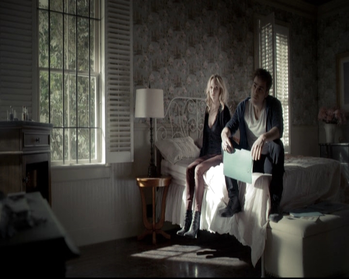 VampireDiariesWorld-dot-nl_6x19Because1225.jpg