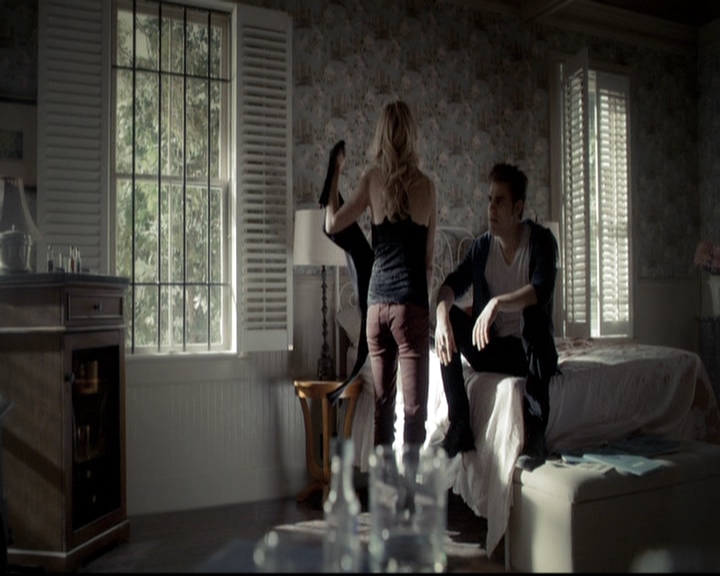 VampireDiariesWorld-dot-nl_6x19Because1290.jpg