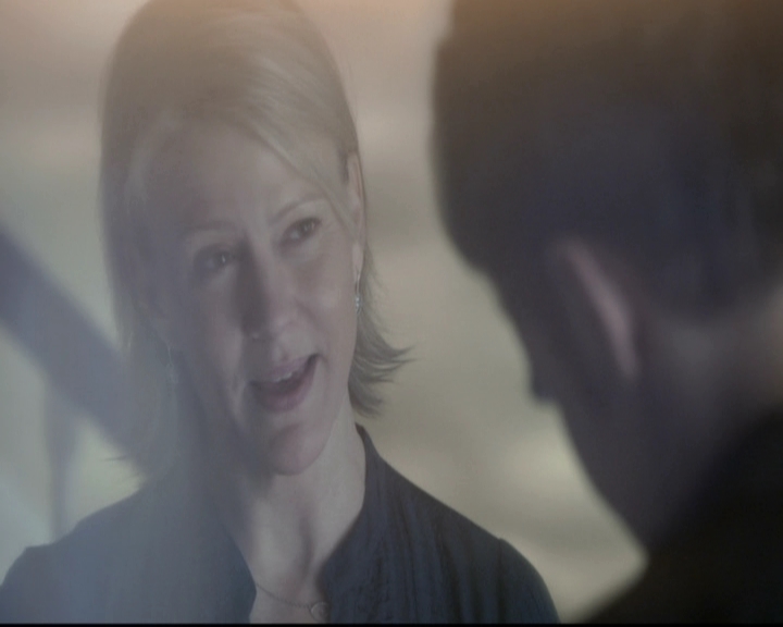 VampireDiariesWorld-dot-nl_6x19Because1655.jpg