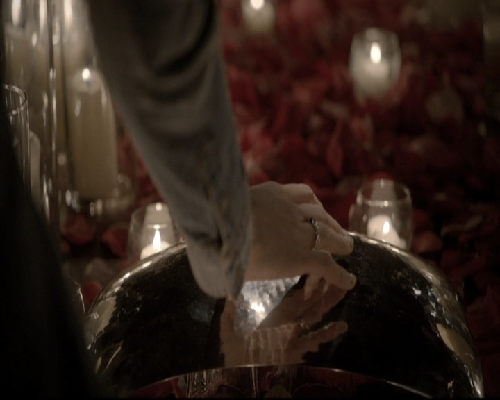 VampireDiariesWorld-dot-nl_6x19Because1845.jpg