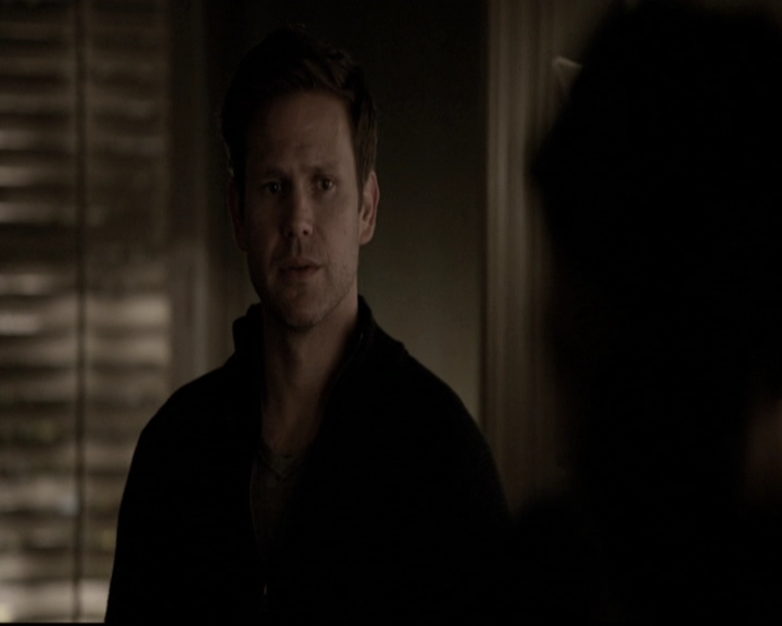 VampireDiariesWorld-dot-nl_6x19Because1910.jpg