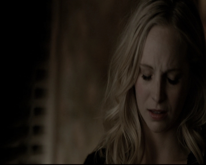 VampireDiariesWorld-dot-nl_6x19Because2017.jpg