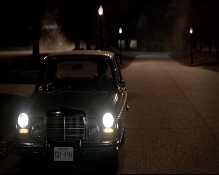 VampireDiariesWorld-dot-nl_6x19Because2031.jpg