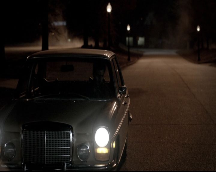 VampireDiariesWorld-dot-nl_6x19Because2033.jpg