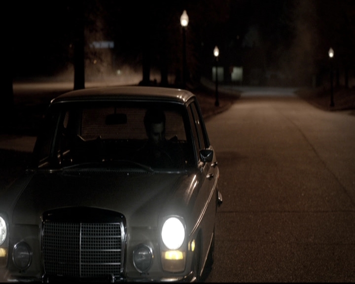 VampireDiariesWorld-dot-nl_6x19Because2034.jpg
