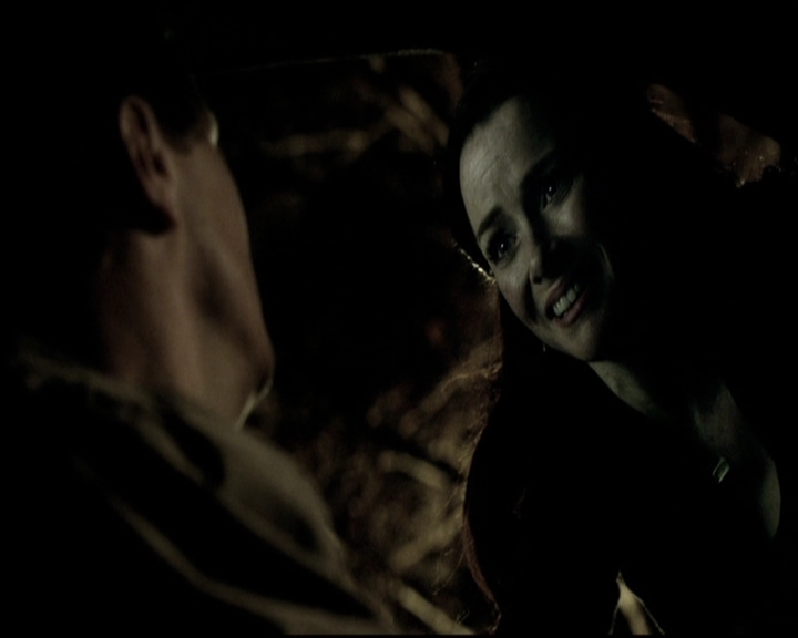 VampireDiariesWorld-dot-nl_6x19Because2083.jpg