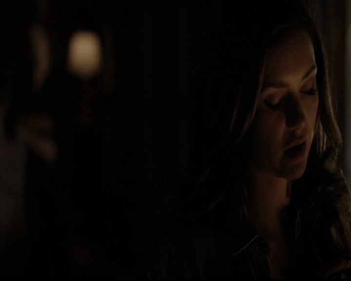 VampireDiariesWorld-dot-nl_6x19Because2157.jpg