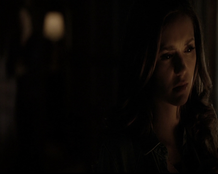 VampireDiariesWorld-dot-nl_6x19Because2158.jpg