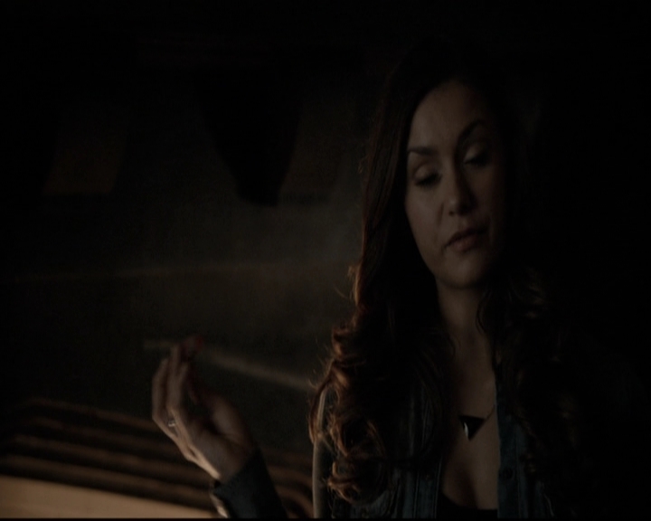 VampireDiariesWorld-dot-nl_6x19Because2168.jpg