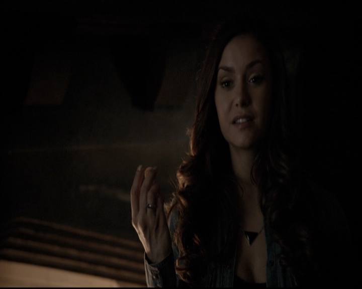 VampireDiariesWorld-dot-nl_6x19Because2169.jpg