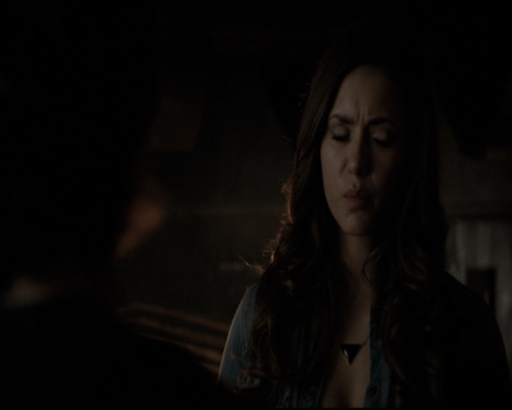 VampireDiariesWorld-dot-nl_6x19Because2202.jpg