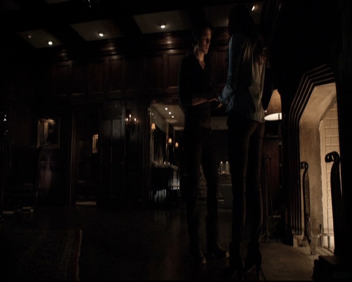 VampireDiariesWorld-dot-nl_6x19Because2236.jpg