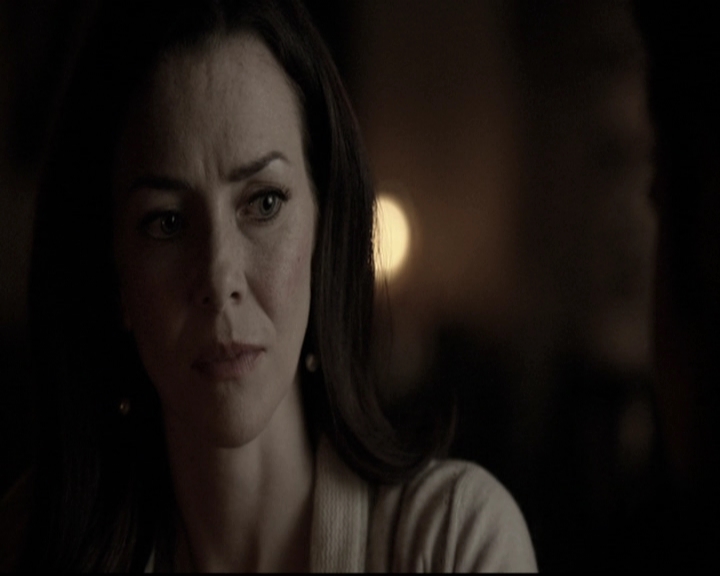 VampireDiariesWorld-dot-nl_6x20IdLeaveMyHappyHomeForYou0859.jpg