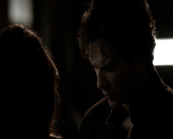 VampireDiariesWorld-dot-nl_6x20IdLeaveMyHappyHomeForYou1534.jpg