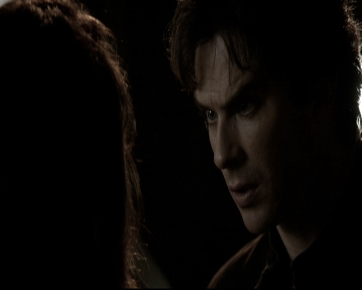VampireDiariesWorld-dot-nl_6x20IdLeaveMyHappyHomeForYou1543.jpg