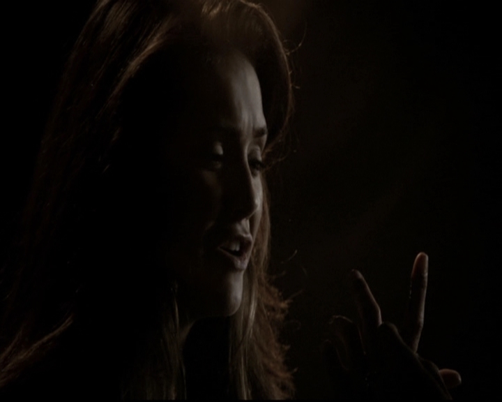 VampireDiariesWorld-dot-nl_6x20IdLeaveMyHappyHomeForYou1545.jpg