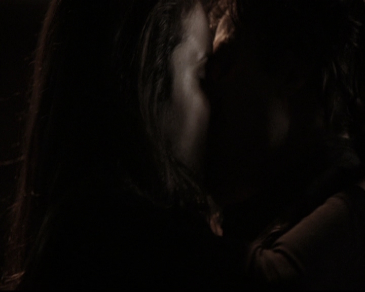 VampireDiariesWorld-dot-nl_6x20IdLeaveMyHappyHomeForYou1551.jpg