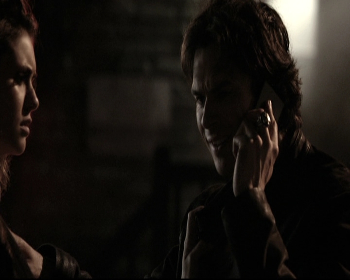 VampireDiariesWorld-dot-nl_6x20IdLeaveMyHappyHomeForYou1566.jpg