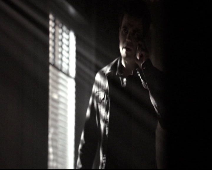 VampireDiariesWorld-dot-nl_6x20IdLeaveMyHappyHomeForYou1569.jpg
