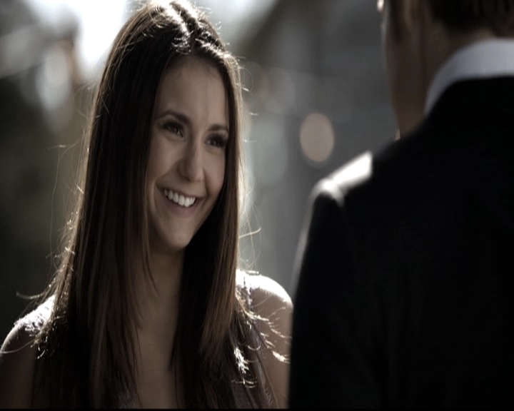 VampireDiariesWorld-dot-nl_6x21IllWedYouInTheGoldenSummertime1417.jpg