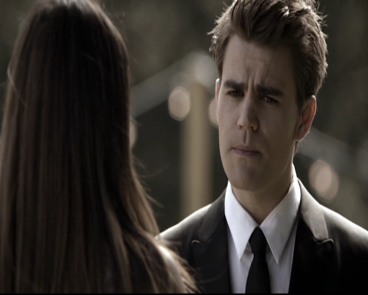 VampireDiariesWorld-dot-nl_6x21IllWedYouInTheGoldenSummertime1446.jpg