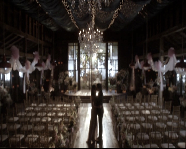 VampireDiariesWorld-dot-nl_6x21IllWedYouInTheGoldenSummertime1950.jpg