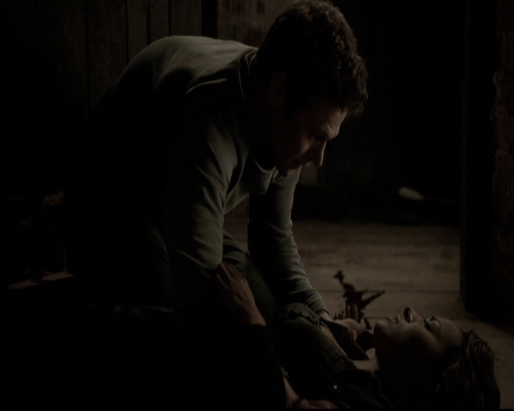 VampireDiariesWorld-dot-nl_6x21IllWedYouInTheGoldenSummertime2053.jpg