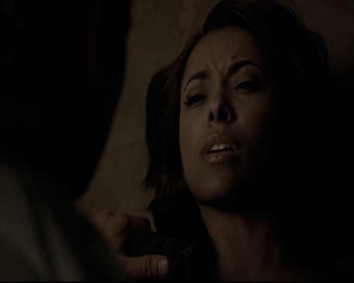 VampireDiariesWorld-dot-nl_6x21IllWedYouInTheGoldenSummertime2056.jpg