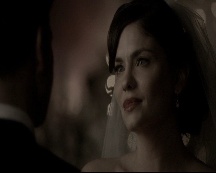 VampireDiariesWorld-dot-nl_6x21IllWedYouInTheGoldenSummertime2177.jpg