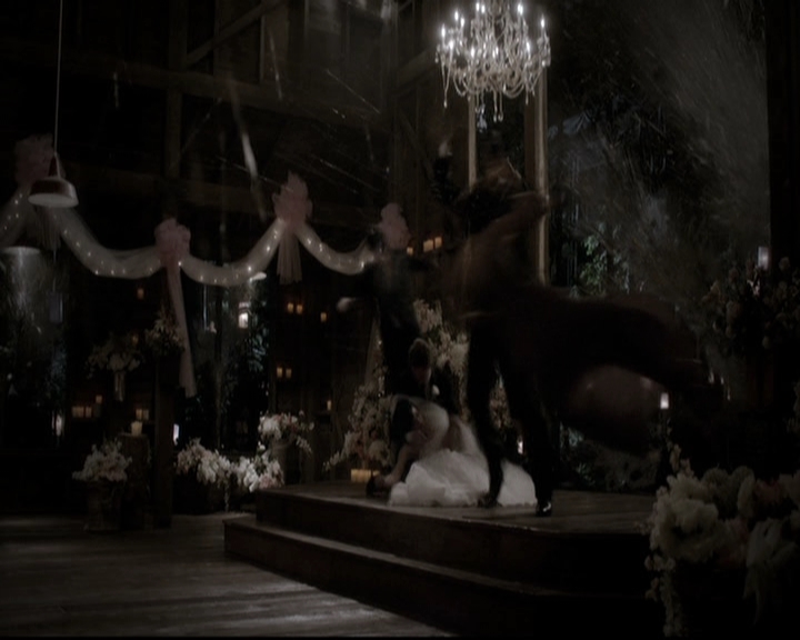 VampireDiariesWorld-dot-nl_6x21IllWedYouInTheGoldenSummertime2271.jpg VampireDiariesWorld-dot-nl_6x21IllWedYouInTheGoldenSummertime2271.jpg