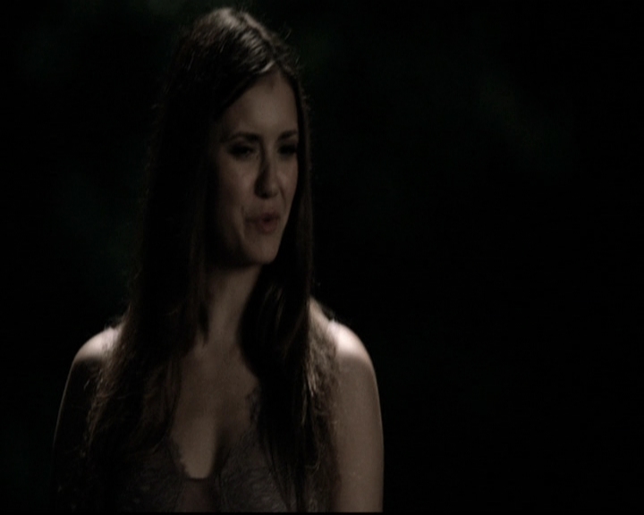 VampireDiariesWorld-dot-nl_6x22ImThinkingOfYouAllTheWhile0012.jpg