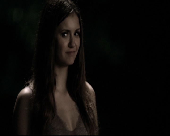 VampireDiariesWorld-dot-nl_6x22ImThinkingOfYouAllTheWhile0013.jpg