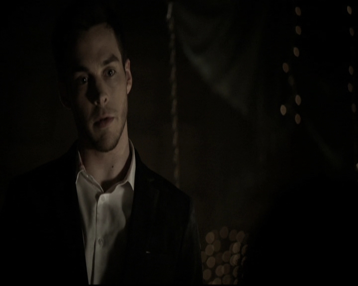 VampireDiariesWorld-dot-nl_6x22ImThinkingOfYouAllTheWhile0124.jpg