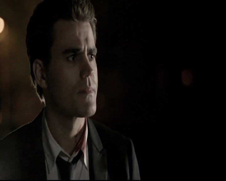 VampireDiariesWorld-dot-nl_6x22ImThinkingOfYouAllTheWhile0285.jpg