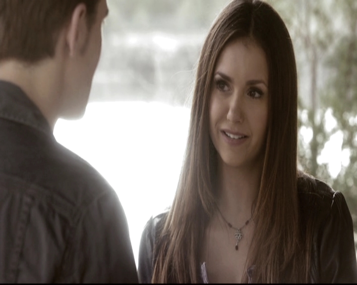VampireDiariesWorld-dot-nl_6x22ImThinkingOfYouAllTheWhile0998.jpg