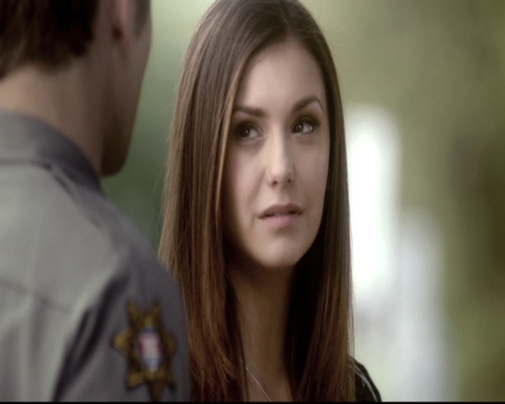 VampireDiariesWorld-dot-nl_6x22ImThinkingOfYouAllTheWhile1636.jpg