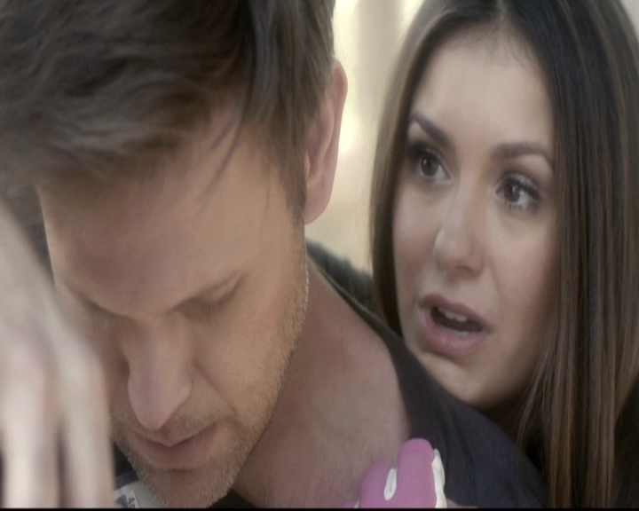 VampireDiariesWorld-dot-nl_6x22ImThinkingOfYouAllTheWhile1672.jpg VampireDiariesWorld-dot-nl_6x22ImThinkingOfYouAllTheWhile1672.jpg